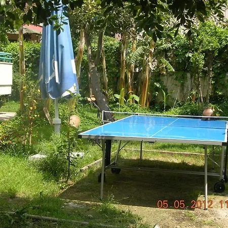 Lila Apartmanhotel