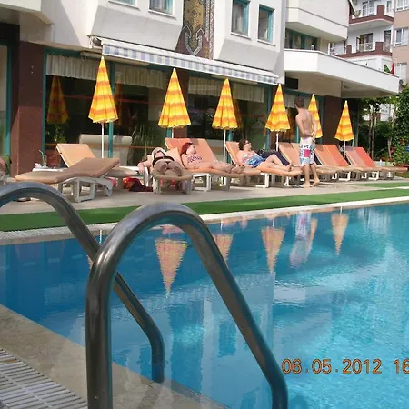 Apart Otel Lila 2*