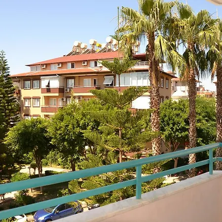 Apart Otel Lila 2*