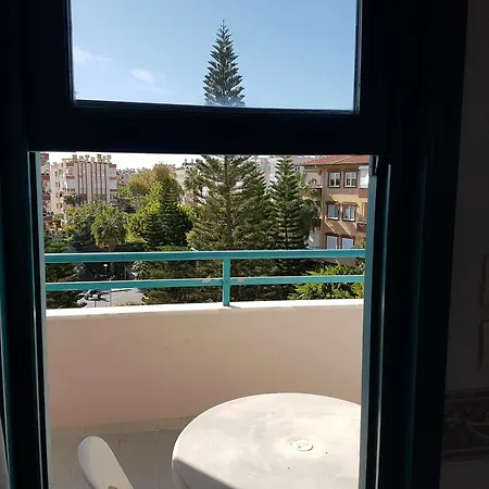 Apart Otel Lila 2*